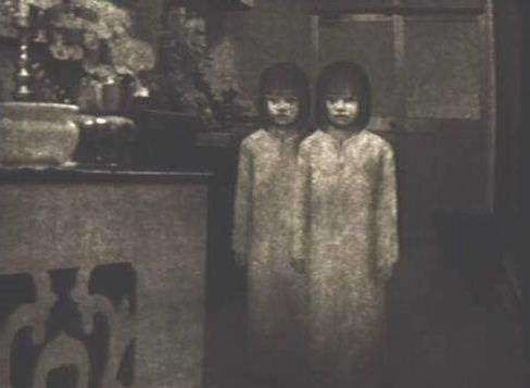 ?  ? 清朝最恐怖老照片：慈禧出殡画面太诡异，图4科学家也解释不了