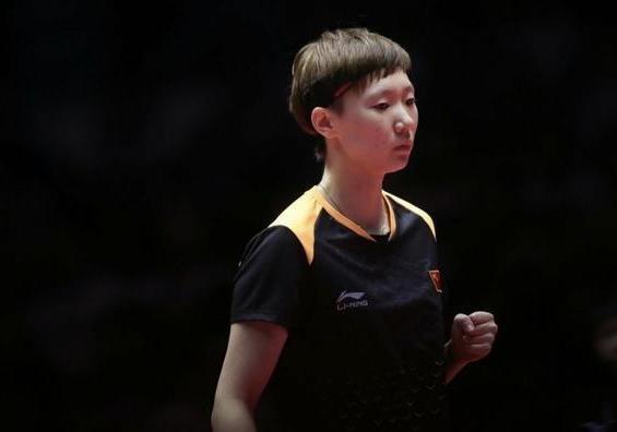 布达佩斯世乒赛，18岁的“小魔王”孙颖莎，阻击平野美宇