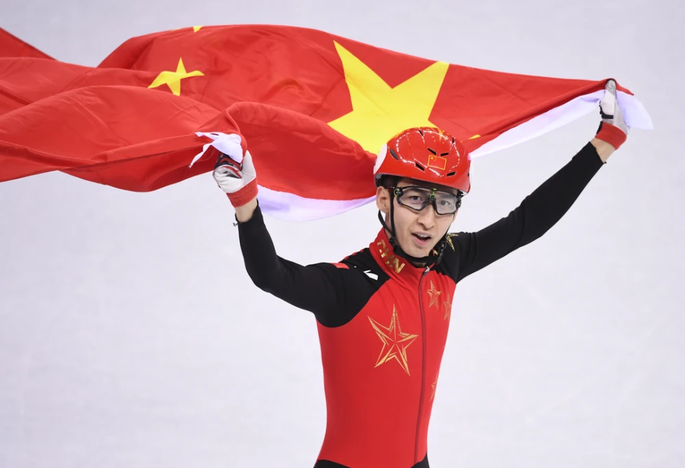 北京冬奥正如火如荼地推荐3位冬奥会运动员，他们的事迹作为作文素材