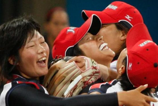 垒球时隔13年重回奥运，日本开门红踏上卫冕之旅