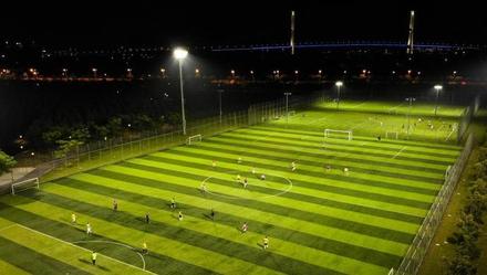 6片11人制足球场空降，浦东前滩的这个体育公园，为何被国际足联“盯上”？