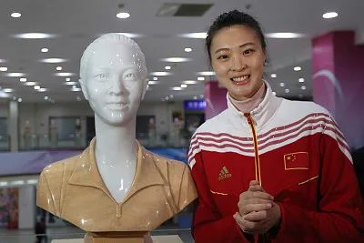 前中国女排队长惠若琪即将退役 谁是下一个排球女神？