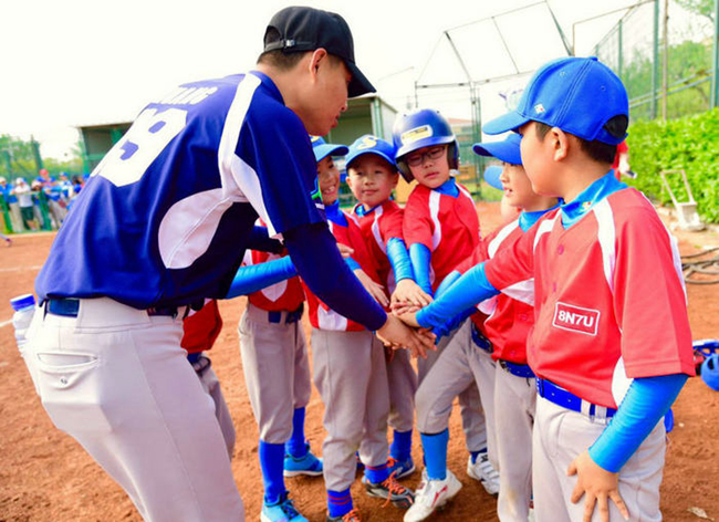 从爱好者联盟到商业化，在最洋气的上海棒球能起势吗？｜中国棒球三城记之二