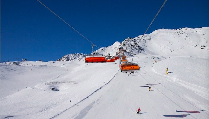 欧洲越野滑雪_初次滑雪滑雪必备物品_玉龙滑雪和七里海滑雪