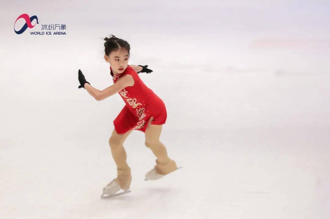 花样滑冰冠军赛 青岛_花样自由滑冰_女子滑冰接力冠军视频