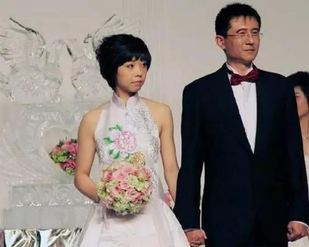 “大魔王”张怡宁：嫁给比自己大20岁的富商，是袁立的初恋