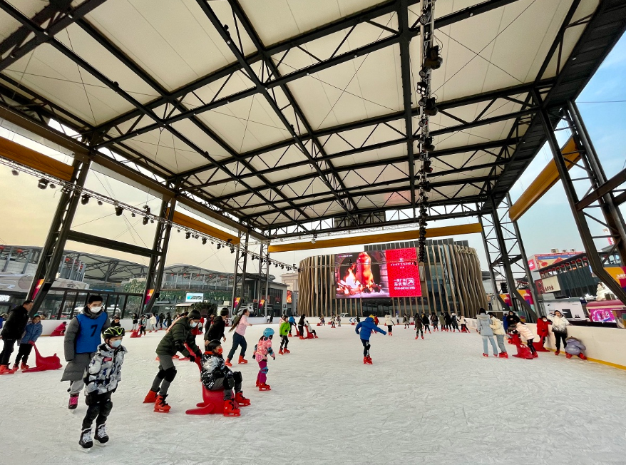 冬奥时尚｜女子冰球决赛今日开赛，北京也能体验冰场上的激情碰撞