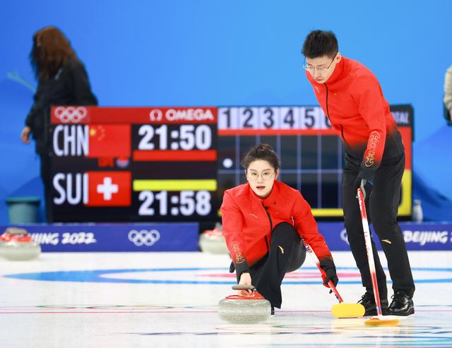 中国男冰壶队员徐晓明_日本冰壶女队 队员介绍_俄罗斯冰壶队员
