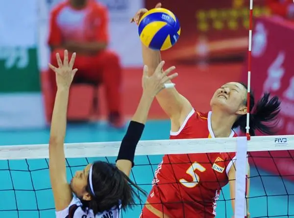 奥运会女排决赛中国队对塞尔维亚队_女排江苏队_德国女排8号队队员