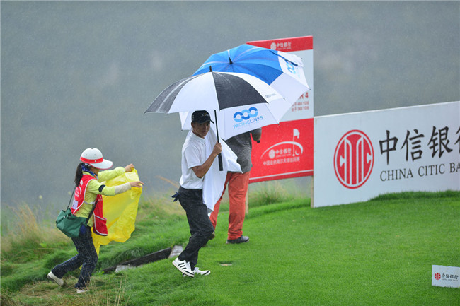 中国巡回赛第一个赛季每一站冠军将自动获得参加亚洲奖金最丰厚的高尔夫球比赛